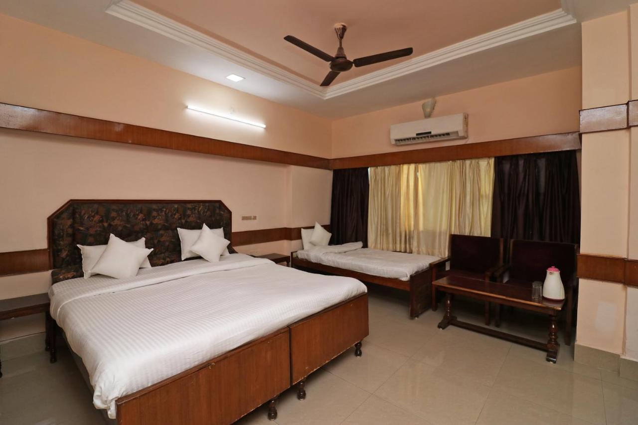 Spot On 37002 Hotel Natraj Bilāspur Esterno foto